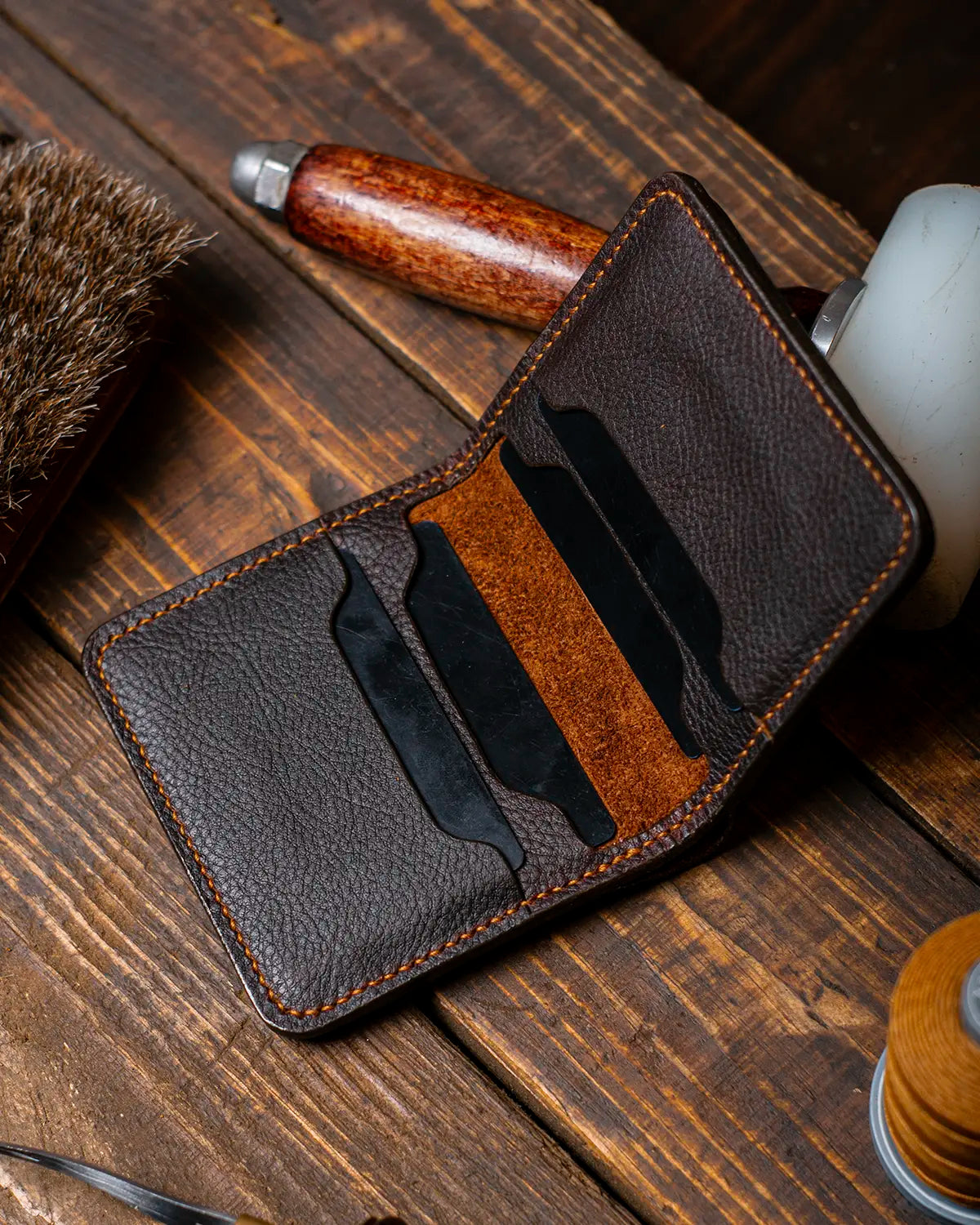 Billetera Mountain V2 - Dark Brown