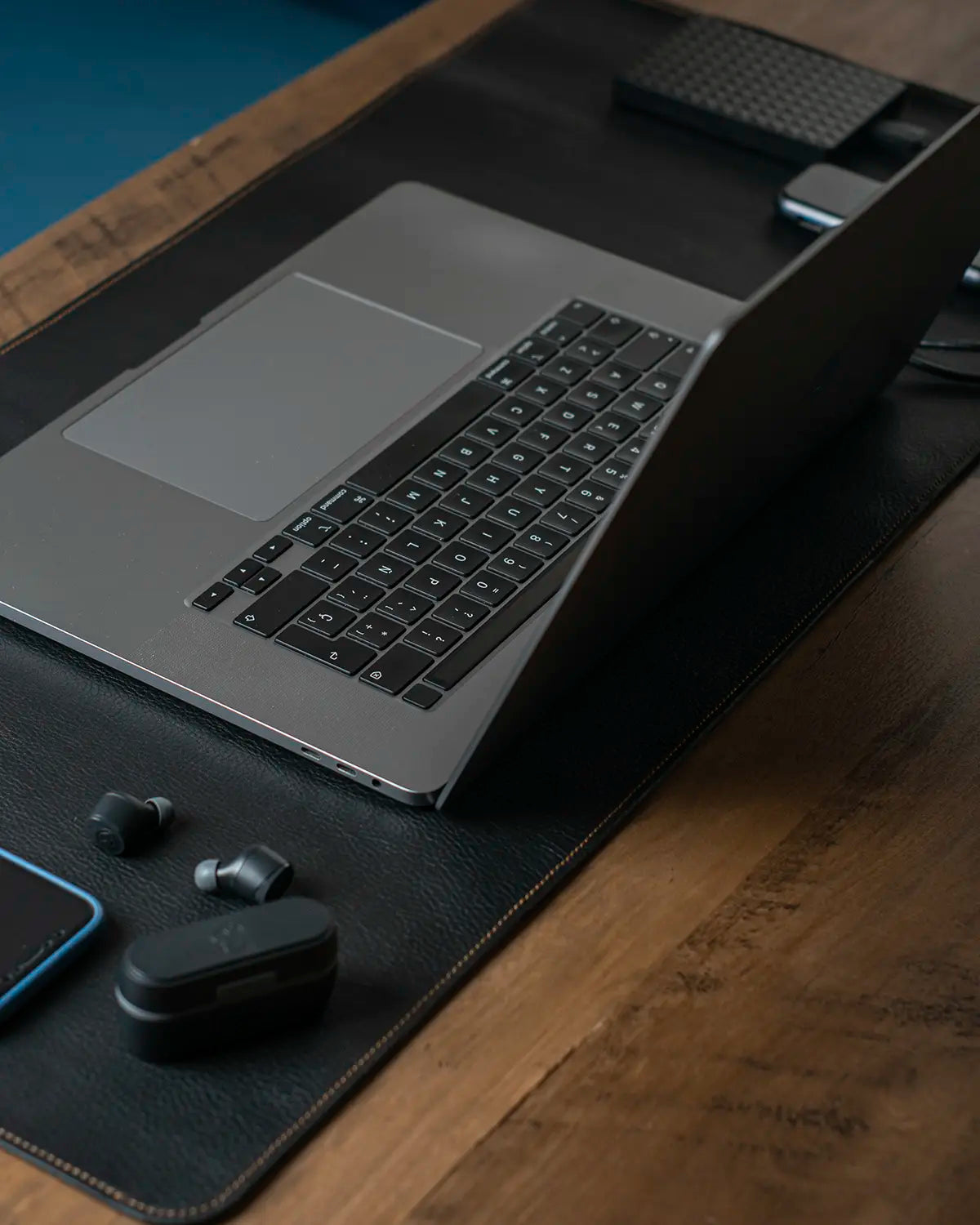 LEATHER DESK PAD A1