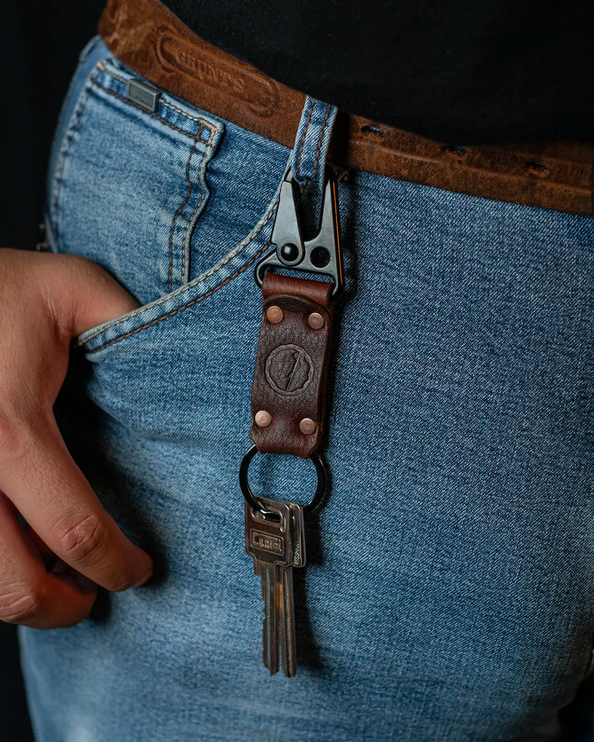 Llavero A1 - Dark Brown