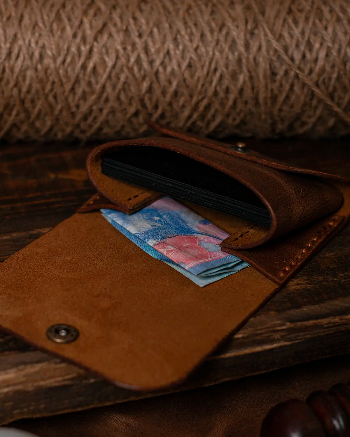 Case Holder